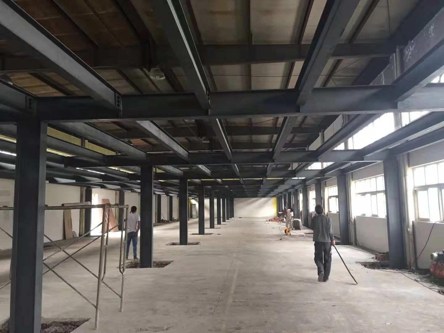 廠房鋼結構夾層搭建施工圖片